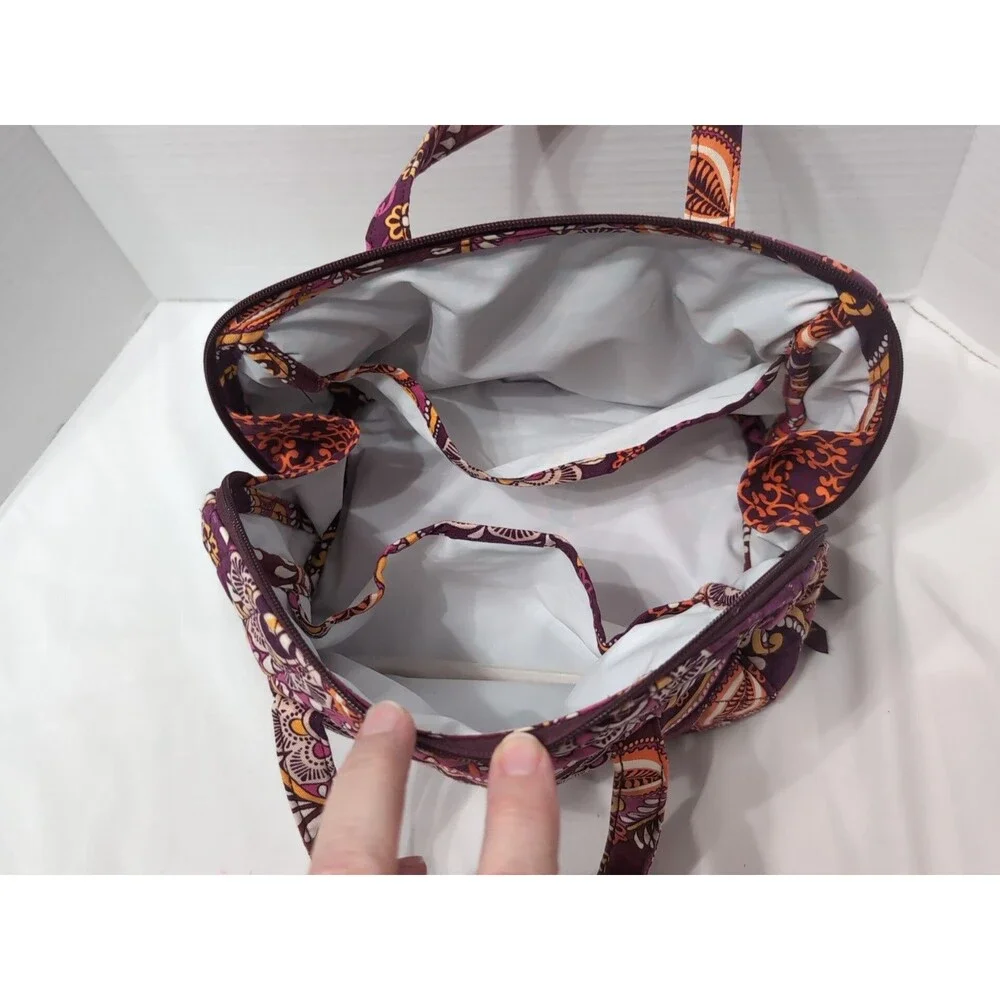 VERA BRADLEY Purple Paisley lined Floral Cosmetics Bag Lunch Bag and ID holder